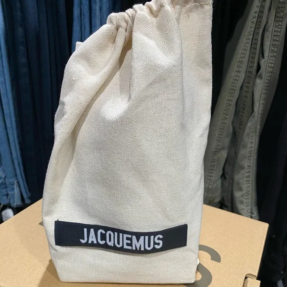 Jacquemus le Chiquito
